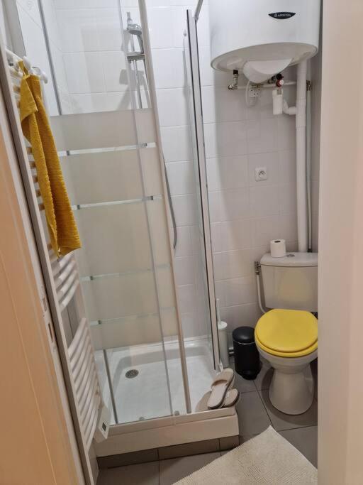 Flat Lägenhet Saint-Denis  Exteriör bild