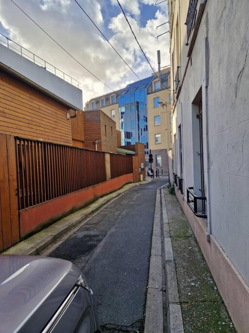 Flat Lägenhet Saint-Denis  Exteriör bild