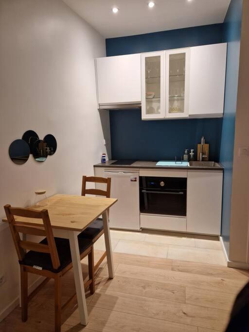 Flat Lägenhet Saint-Denis  Exteriör bild